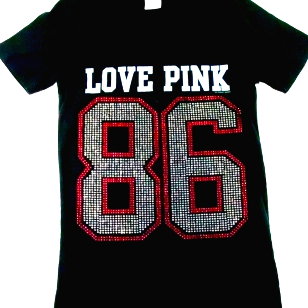 NWOT VS PINK Women's Extreme Bling Tee. Never Worn, Very Cute. Size Small.